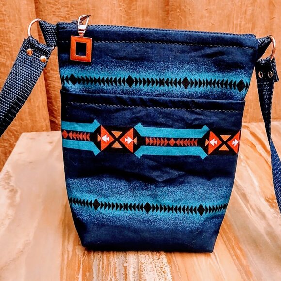 New Southwestern geometric Blue Teal Red Crossbody Zipper Purse shoulder bag - Picture 1 of 7